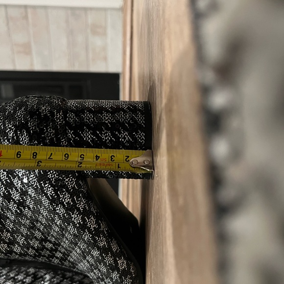 Amelia Grace booties - Picture 12 of 12